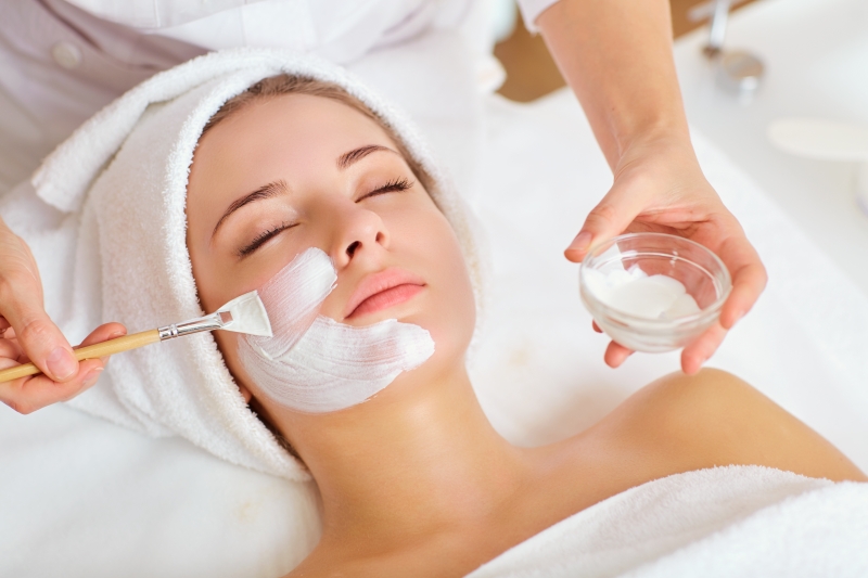 Améliorez vos soins du visage avec un logiciel intégrant historique client